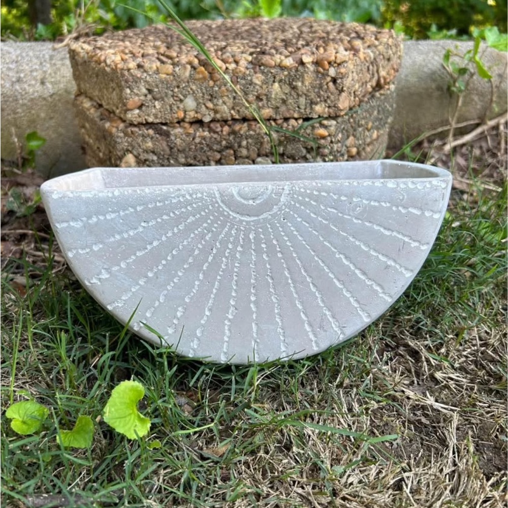 Half-Moon Textured Planter